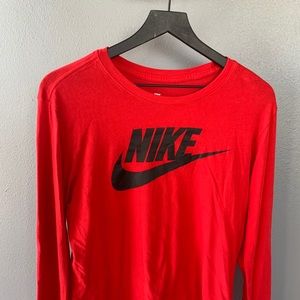 Nike Long Sleeve T-Shirt